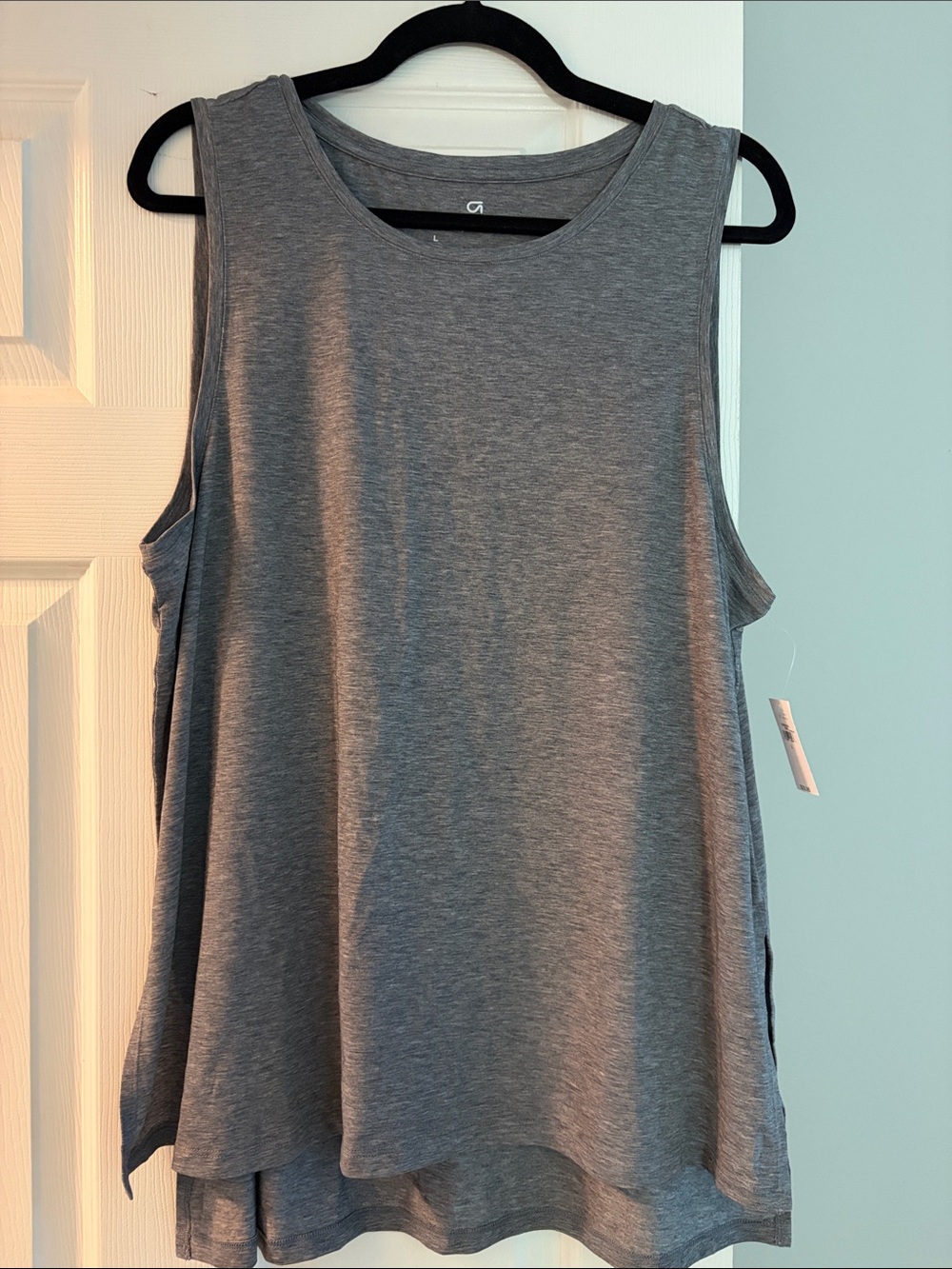 NWT GAP fit breathe Women’s Heather Gray Layered Tank Top size large